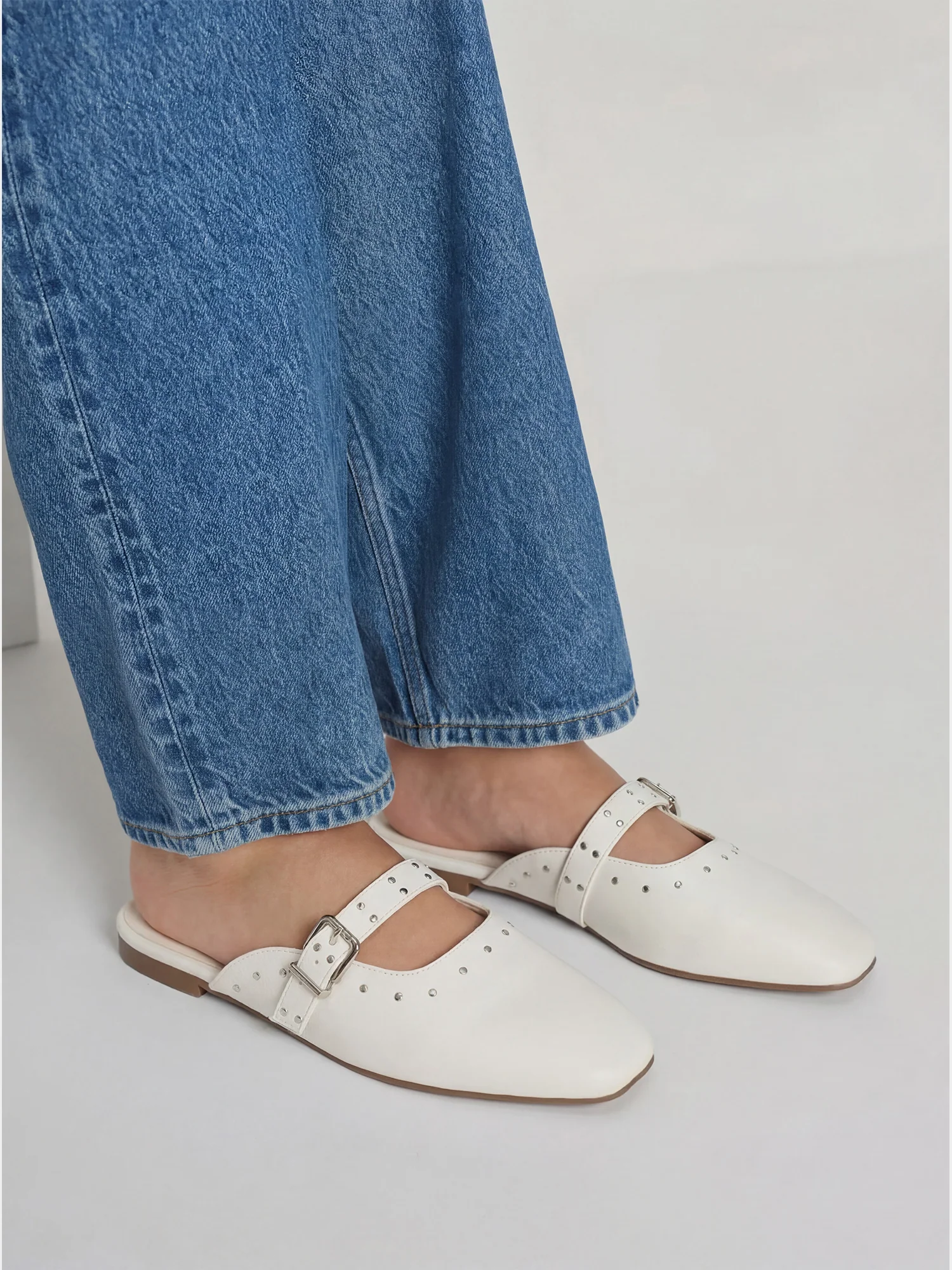 Lyanna Mule Sandals - Image 7