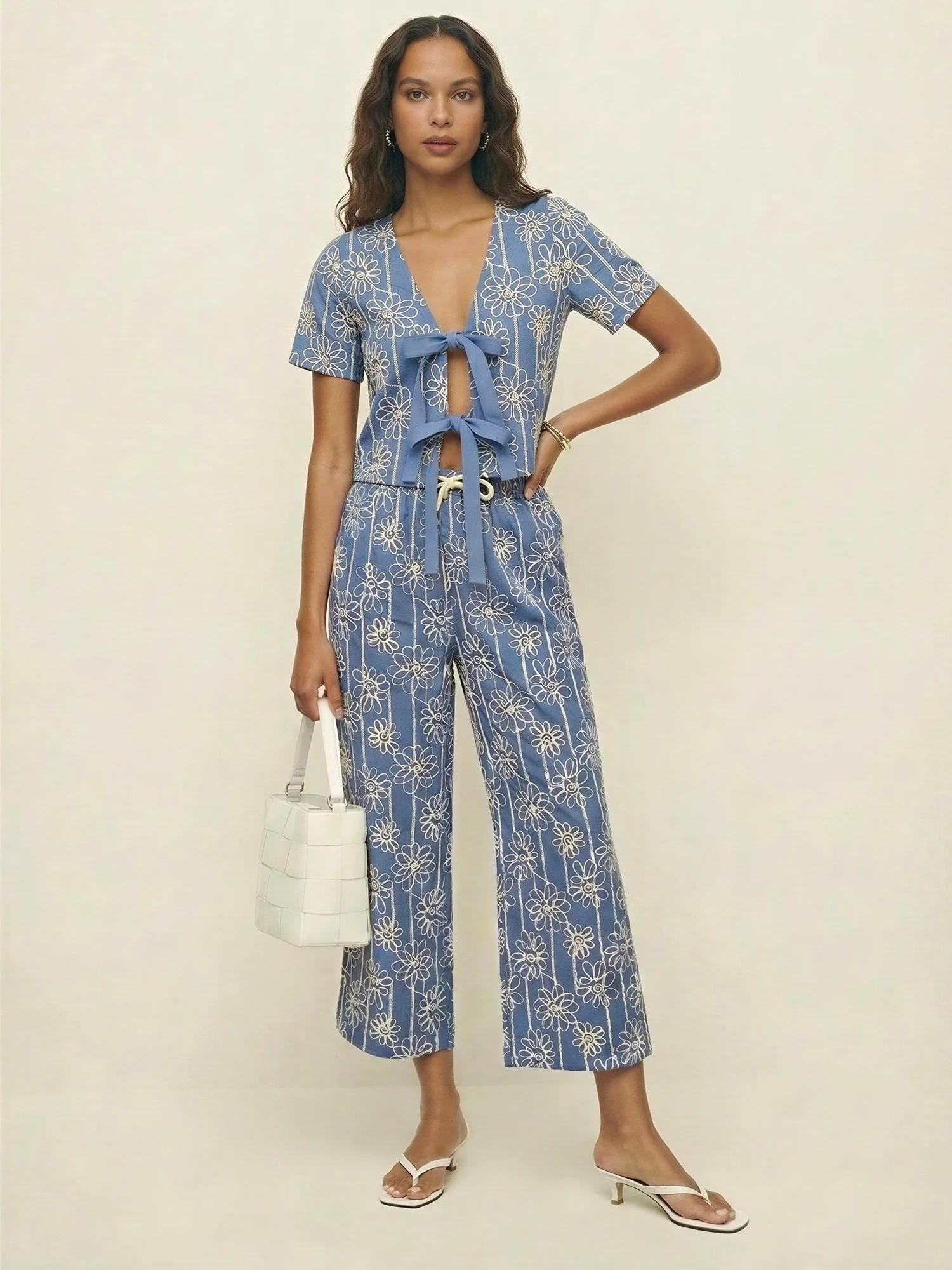 Pull On Floral Embroidered Pants - Image 4