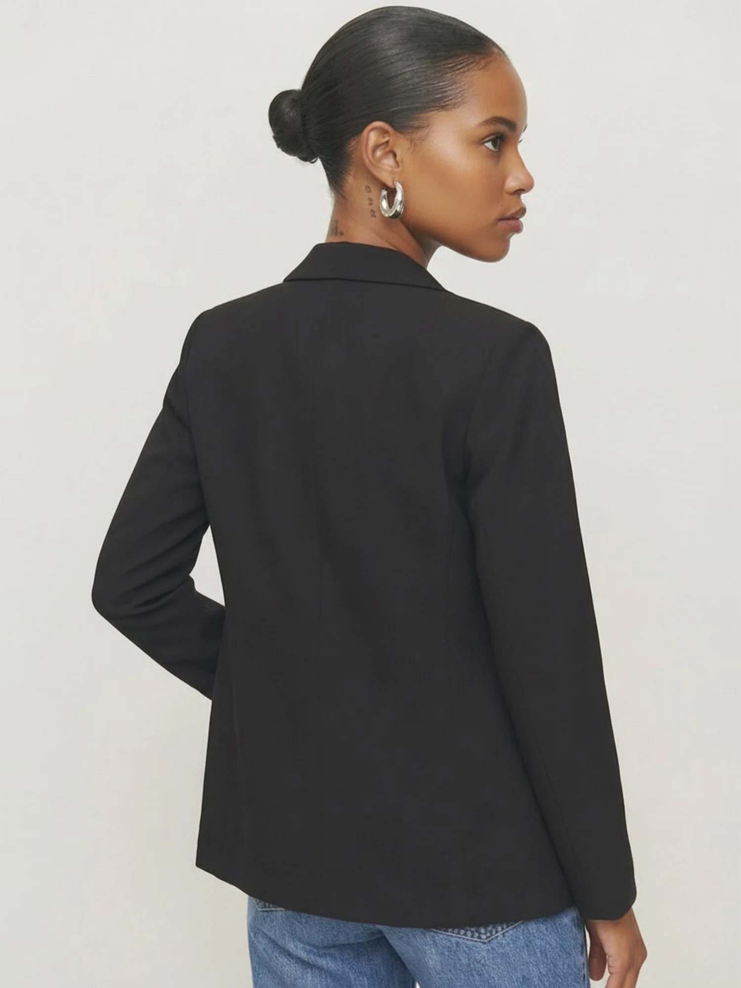 Single Breasted Classic Tailored Striped Blazer - Image 4