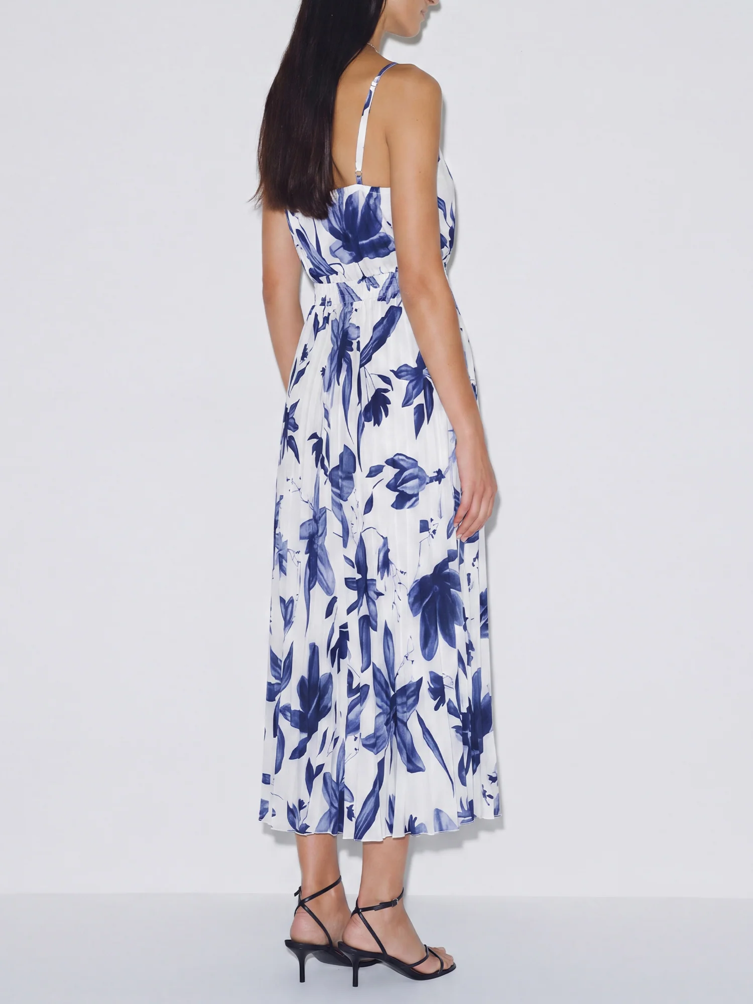 Sleeveless Ruffle Neck Pleated Floral Midi Dress - Image 3