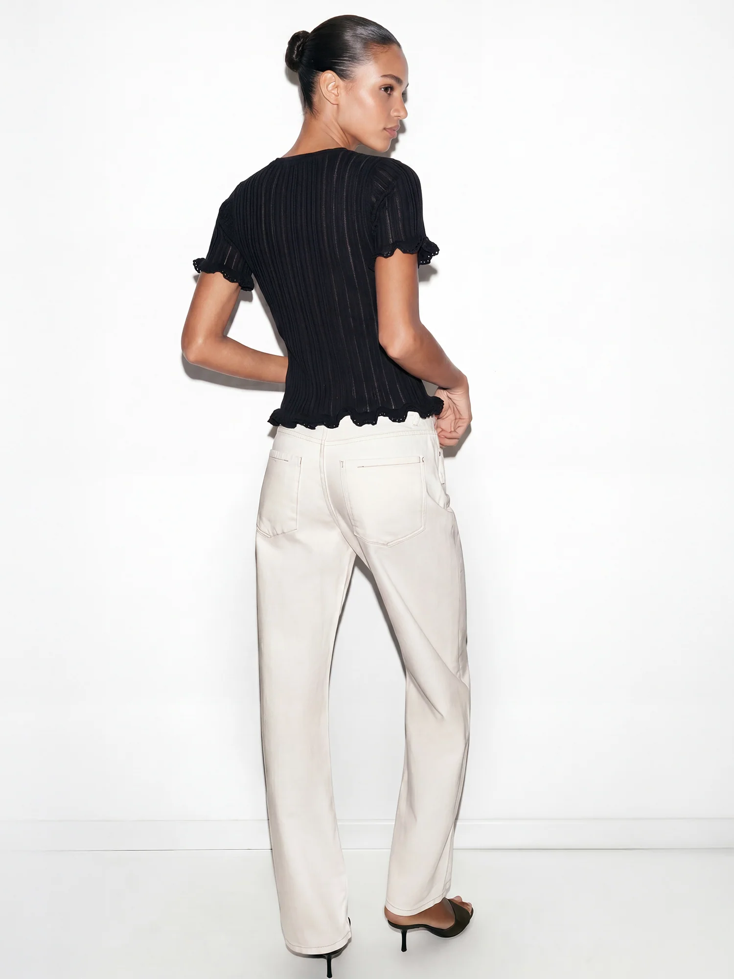 Shortsleeves Rib Knit Ruffle Trim Top - Image 4